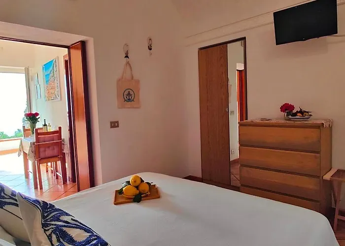 Апартаменты Rachele House *